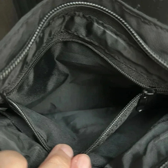 Busch Gardens Adjustable Purse - Picture 5 of 11